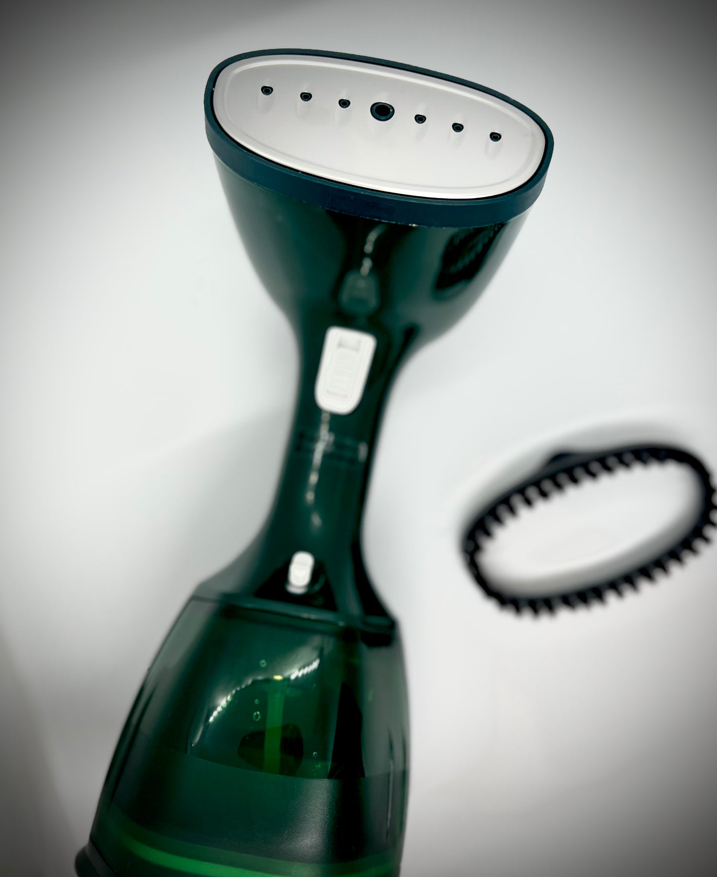 Garment steamer